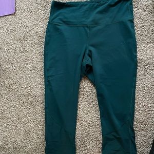 Green work out capris